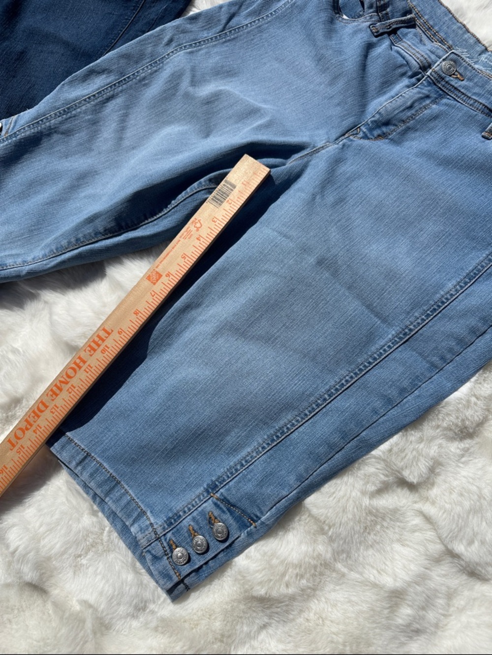 Gloria vanderbilt skimmer Bermuda shorts - pair of 2 size 16P - Picture 5 of 7